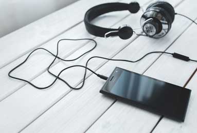 aoa体育-傅亚雨：足坛打扫干净方好开门迎客