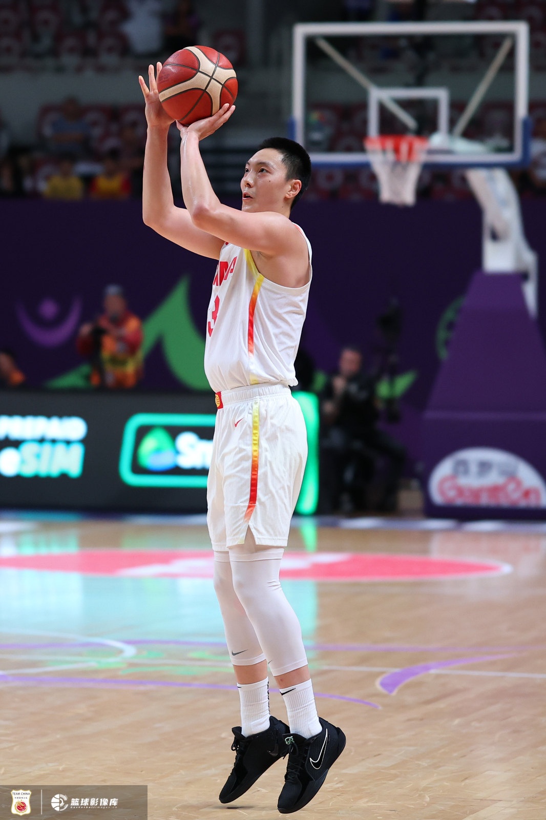 aoa体育-周琦：胡明轩运球有点太多了 你把球传出去没人会不回给你