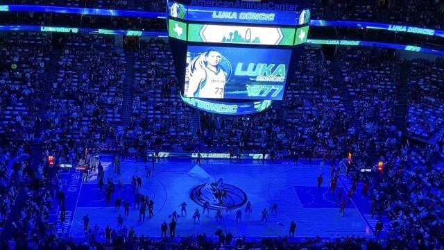 aoa体育-【现场】东契奇大三双阻击公牛 全明星首发朝他招手